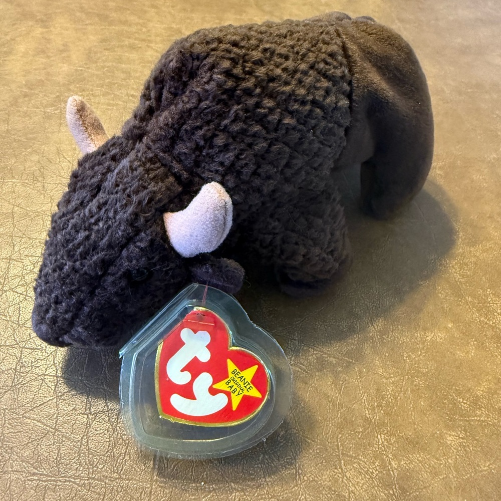 NWT Ty Black Buffalo “Roam” Plush Toy Beanie Baby - Vintage